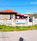 Къща в Русе, Две могили