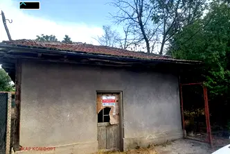 Къща в Русе, с. Бръшлен