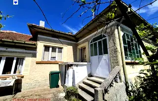 Къща в Русе, с. Бръшлен