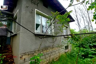Къща в Русе, с. Ценово