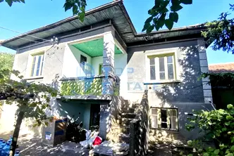 Къща в Русе, с. Ценово
