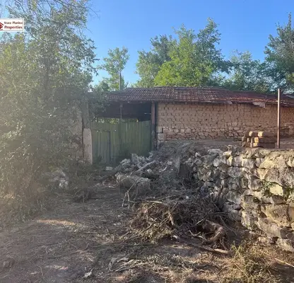 Снимка 5 — Къща с 2 сгради и голям двор в с. Червен, обл. Русе
