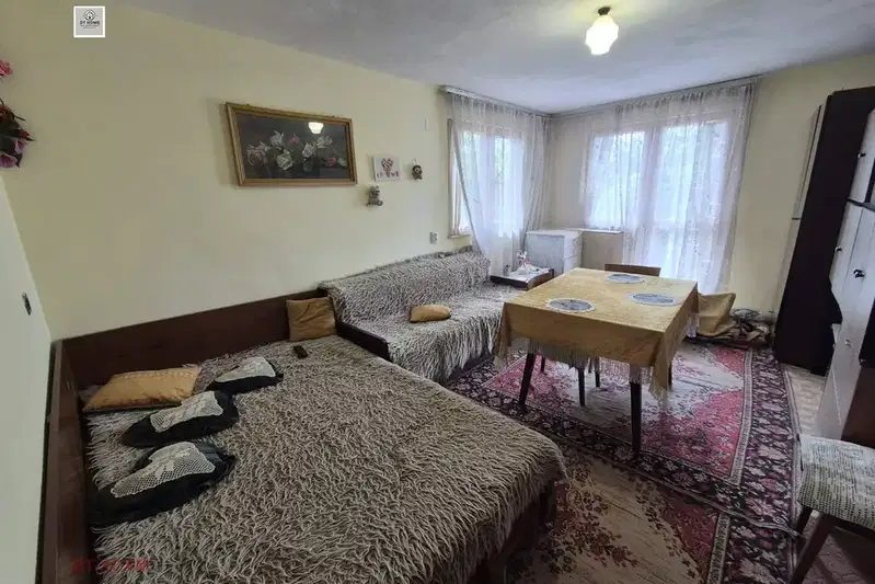 House in Ruse, Chervena Voda