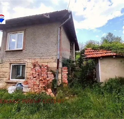 Снимка 4 — Къща в Русе, с. Долно Абланово
