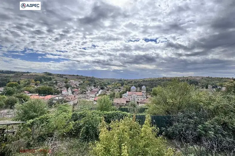 Къща в Русе, с. Мечка