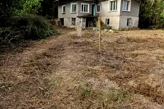 Къща в Русе, с. Мечка
