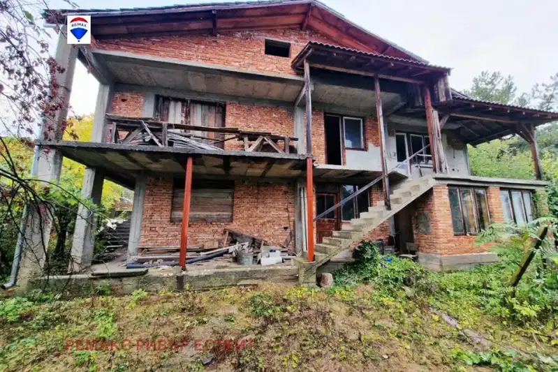 Къща в Русе, с. Николово
