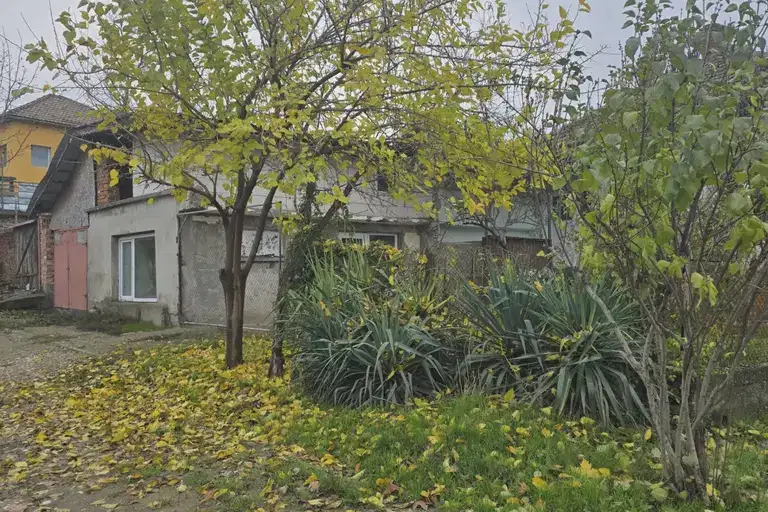 Къща в Русе, с. Николово