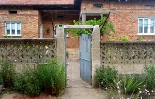 Къща в Русе, с. Острица