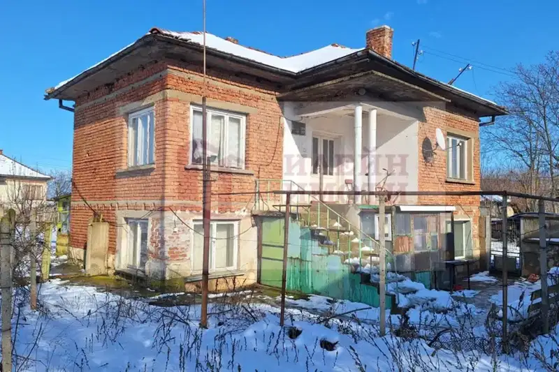 Къща в Русе, с. Щръклево