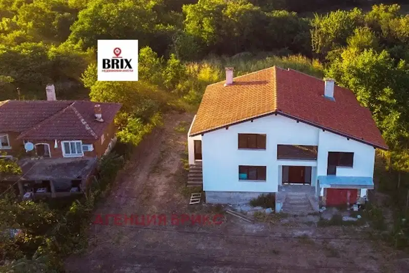 Къща в Русе, с. Щръклево
