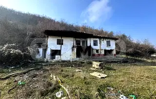 Къща в Русе, с. Сваленик