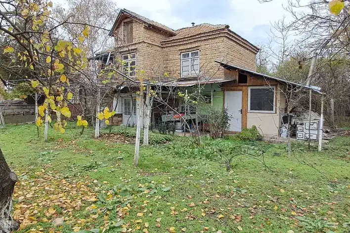 House in Oblast Shumen, Novi Pazar
