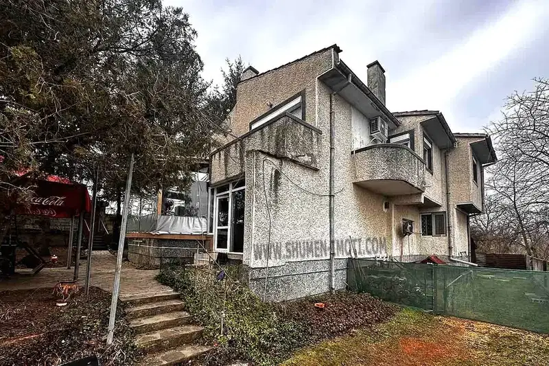 House in Oblast Shumen, Belokopitovo