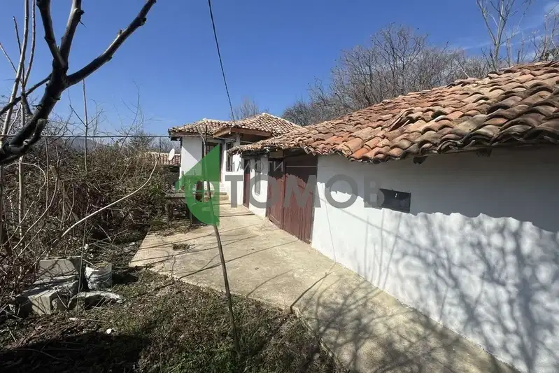 House in Oblast Shumen, Cherni Vryh