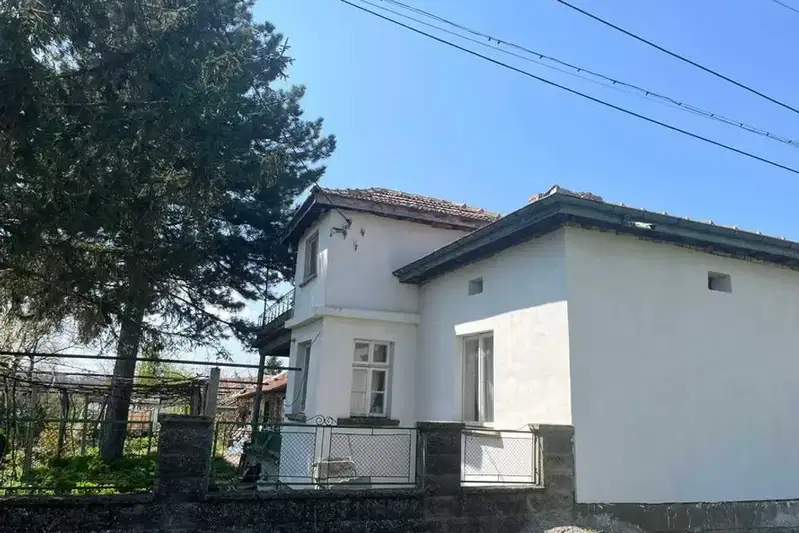 House in Oblast Shumen, Dibich