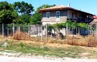 Къща в Шумен, с. Дибич
