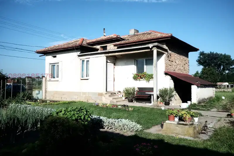 House in Oblast Shumen, Dibich