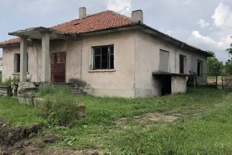 House in Oblast Shumen, с. Дренци