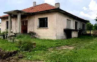 Къща в Шумен, с. Дренци