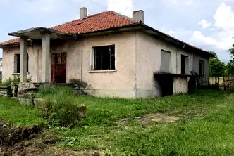 Къща в Шумен, с. Дренци
