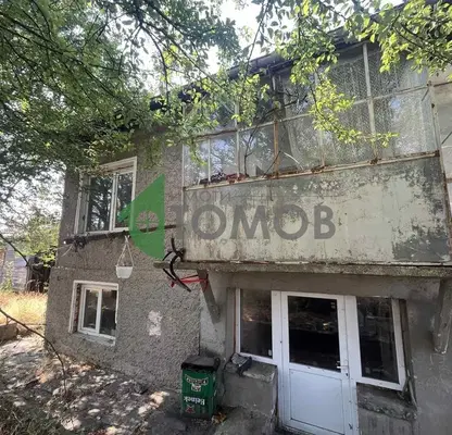 Снимка 2 — Къща в Шумен, с. Хитрино
