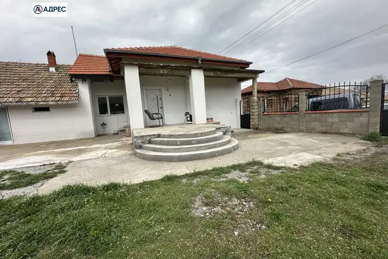 Къща в Шумен, с. Имренчево