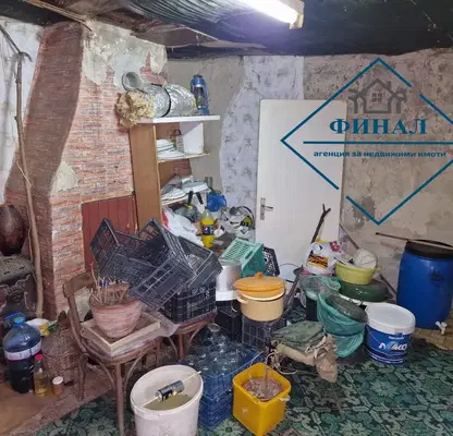 Photo 5 — One-storey house with 3 rooms in Kyulevcha village, Shumen region