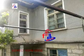 Къща в Шумен, с. Мадара