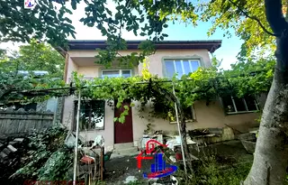 Къща в Шумен, с. Мараш