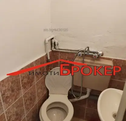 Снимка 3 — Къща с допълнителни постройки в гр. Кермен, област Сливен