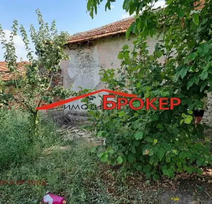 Снимка 5 — Къща с допълнителни постройки в гр. Кермен, област Сливен