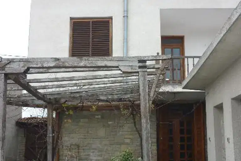 House in Oblast Sliven, Kotel