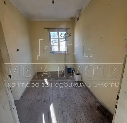 Photo 5 — House in Sliven, Byala