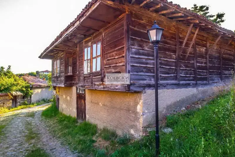 Къща в Сливен, с. Жеравна