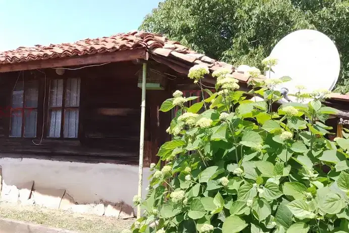 Къща в Сливен, с. Жеравна