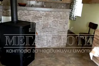 Къща в Сливен, с. Нейково