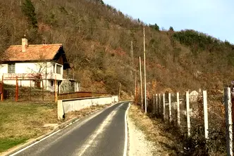 Къща в Смолян, Злато