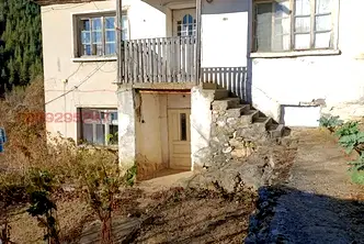 Къща в Смолян, с. Брезе