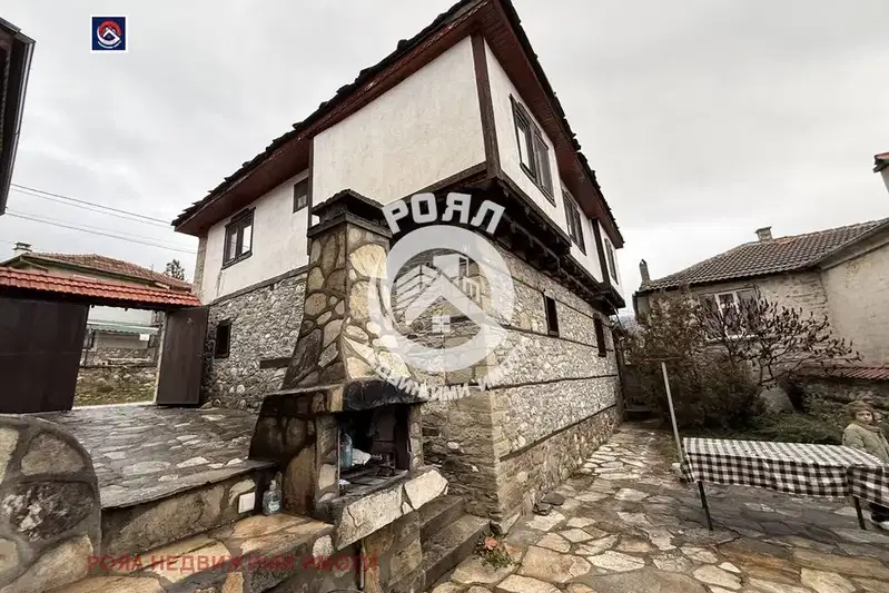 House in Oblast Smolyan, Hvoina