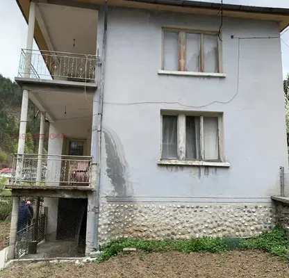 Снимка 3 — Къща в Смолян, с. Лясково