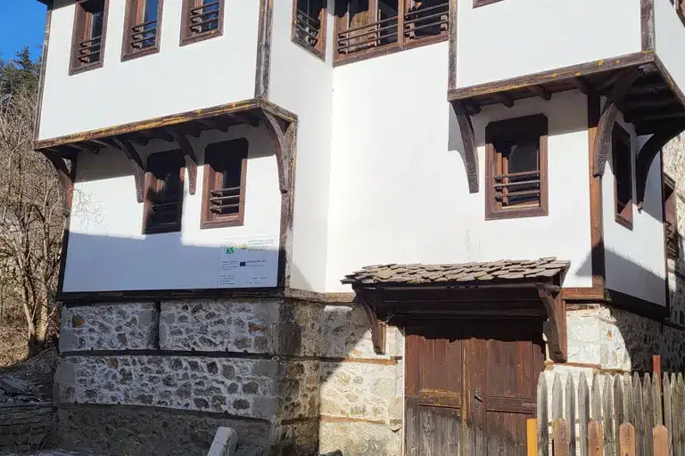 House in Oblast Smolyan, Sokolovci