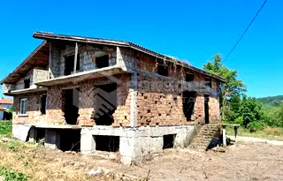 Къща в София, Долна баня