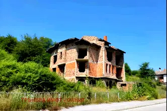 Къща в София, Етрополе