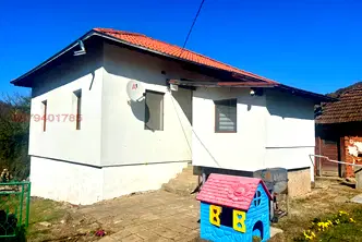 Къща в София, Етрополе