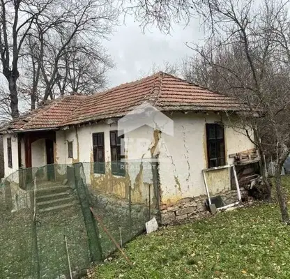 Photo 3 — House in област София, Godech