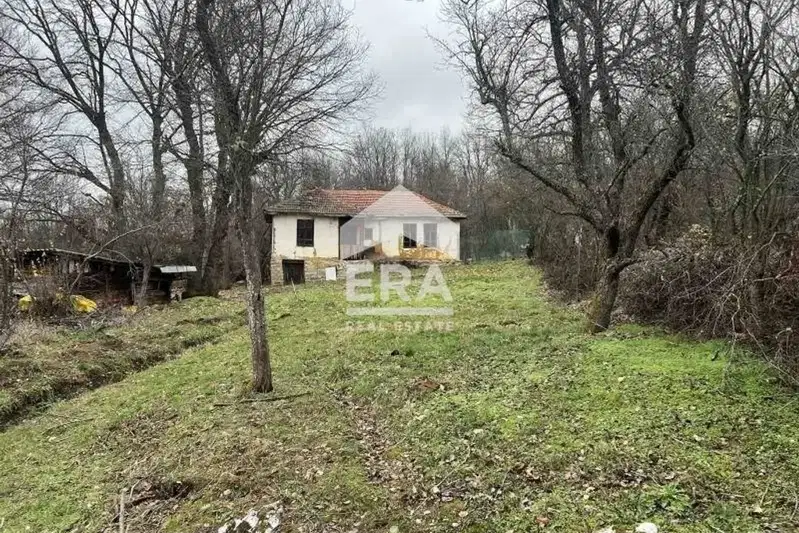 House in област София, Godech
