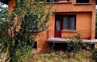Къща в София, Ихтиман