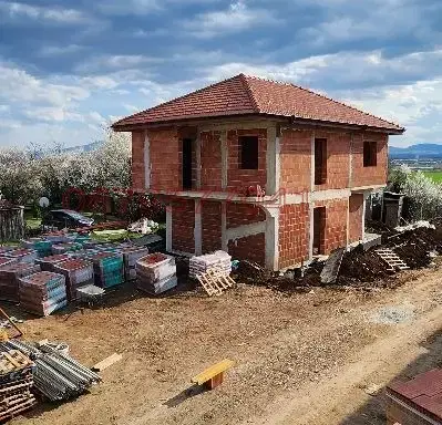 Photo 2 — House in област София, Kostinbrod