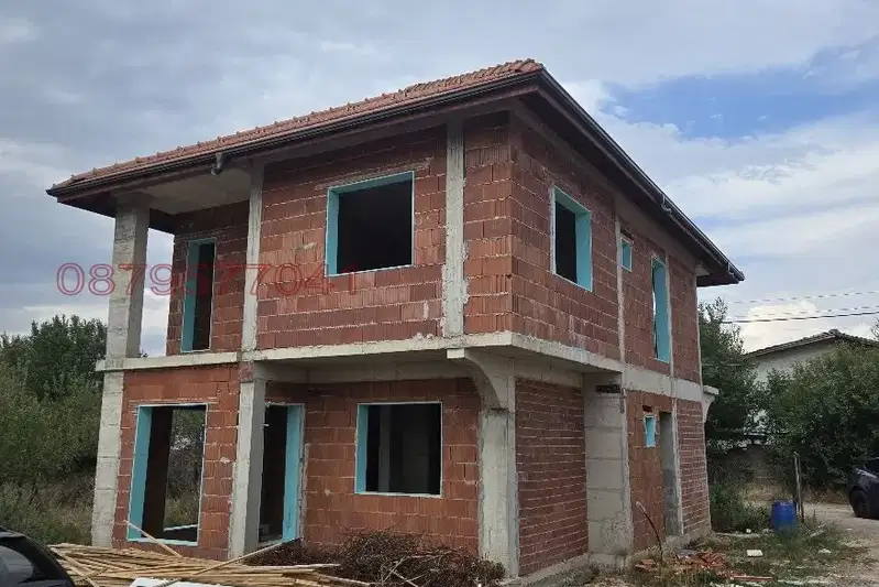 House in област София, Kostinbrod